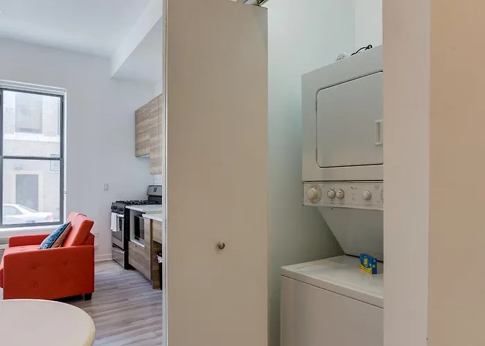 Hotel Ground Floor In By 747 Lofts *