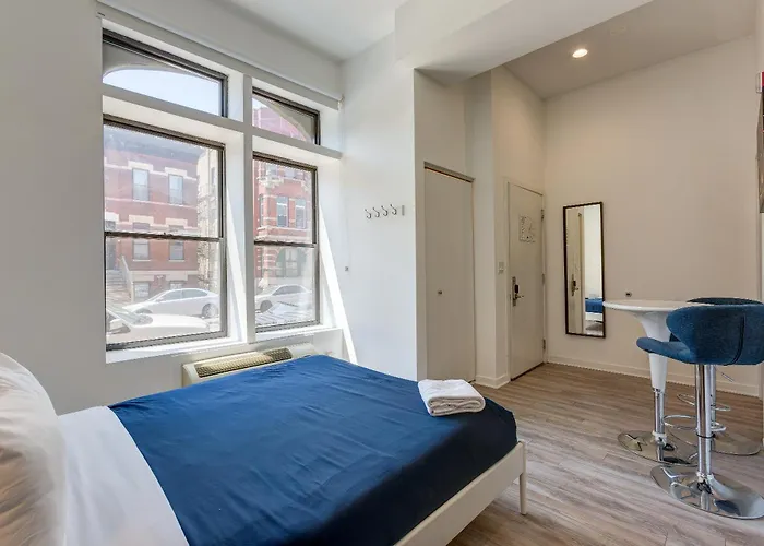 Ground Floor In By 747 Lofts